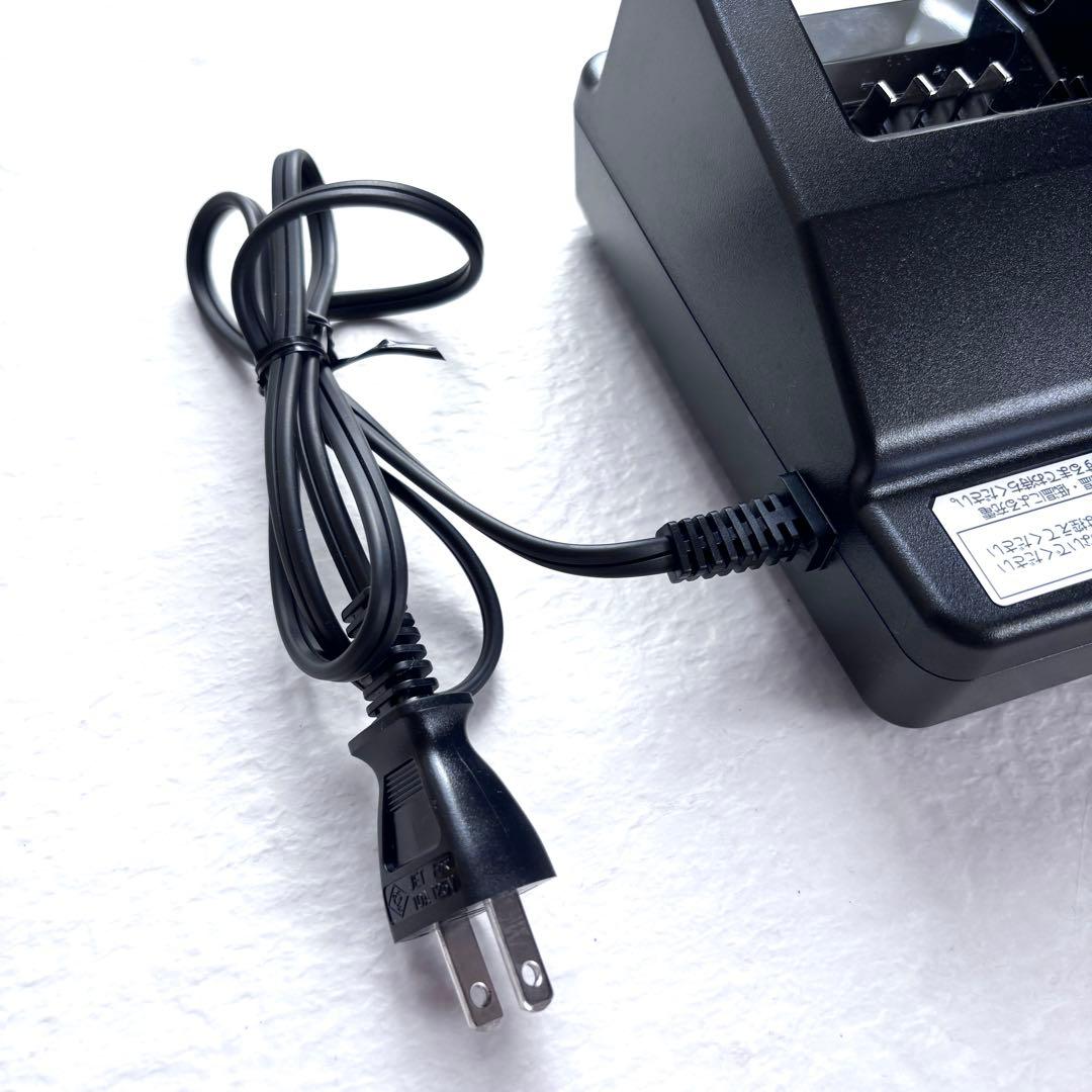 美品 Panasonic バッテリー充電器 NKJ075Z1 電動アシスト自転車