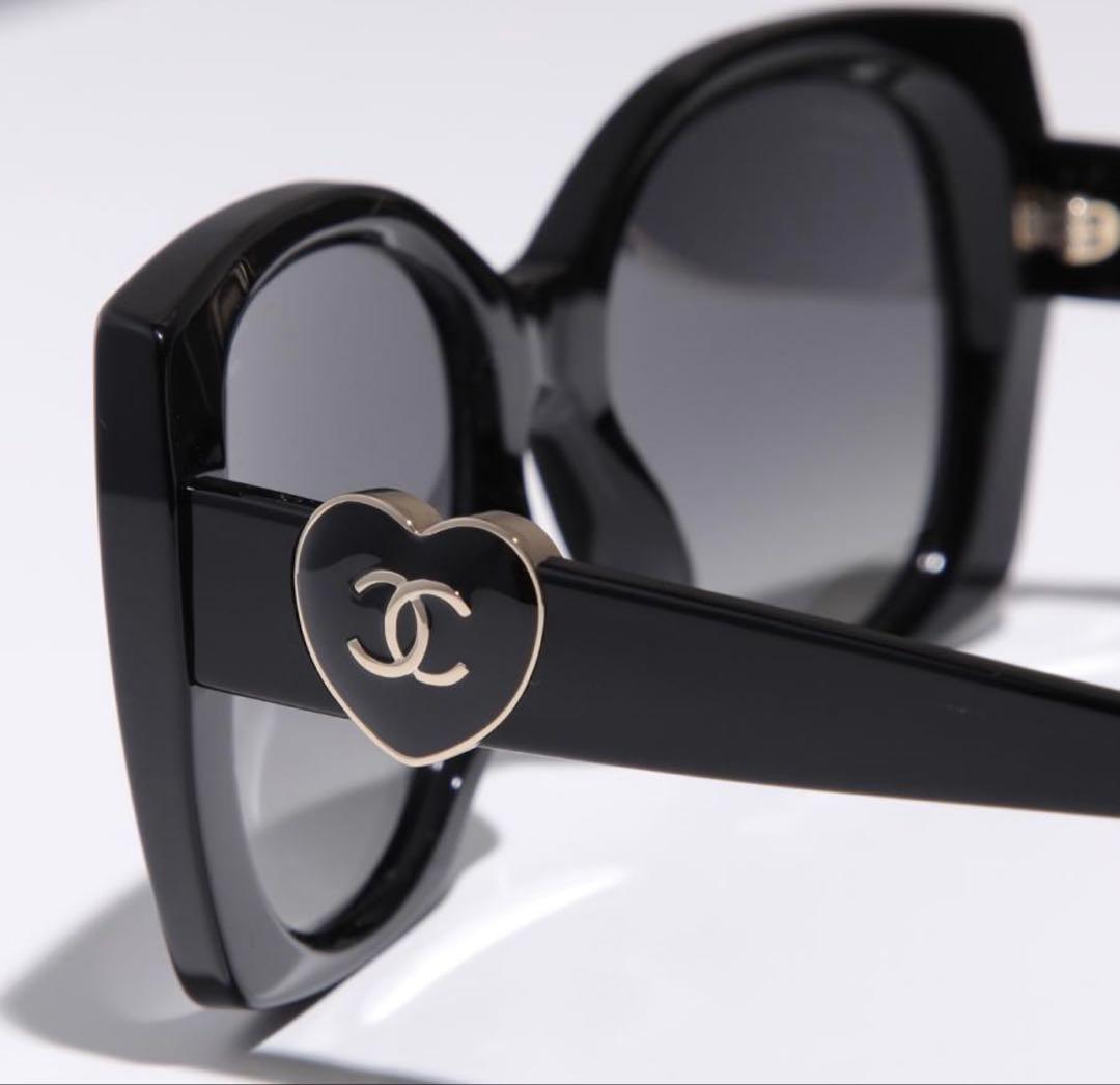 CHANEL ブラック サングラス ハートロゴ
