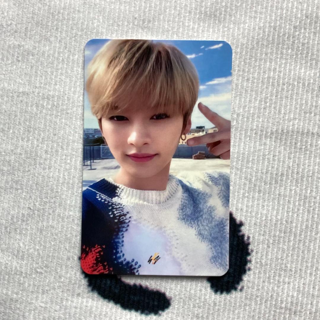 リノStrayKids YELLOW WOOD 限定 サノク トレカ