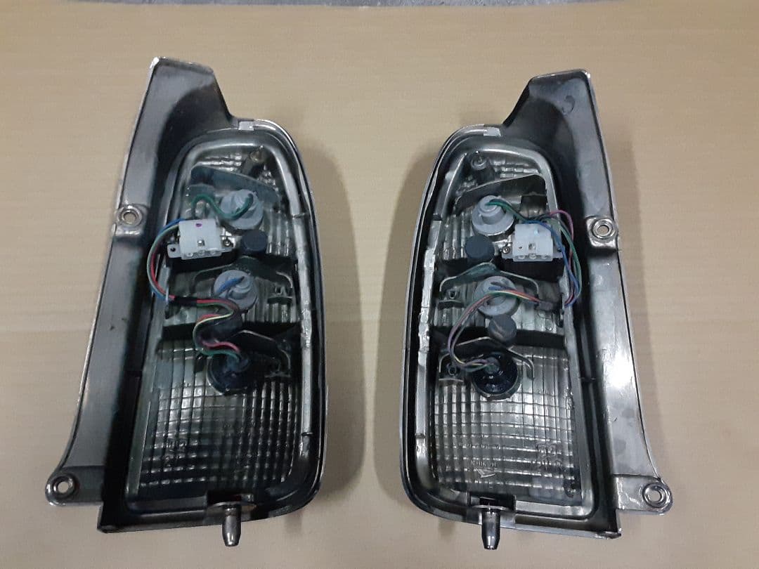 ミラジーノ　l700s テールランプ 左右セット　テールレンズ　クリアー仕上げ