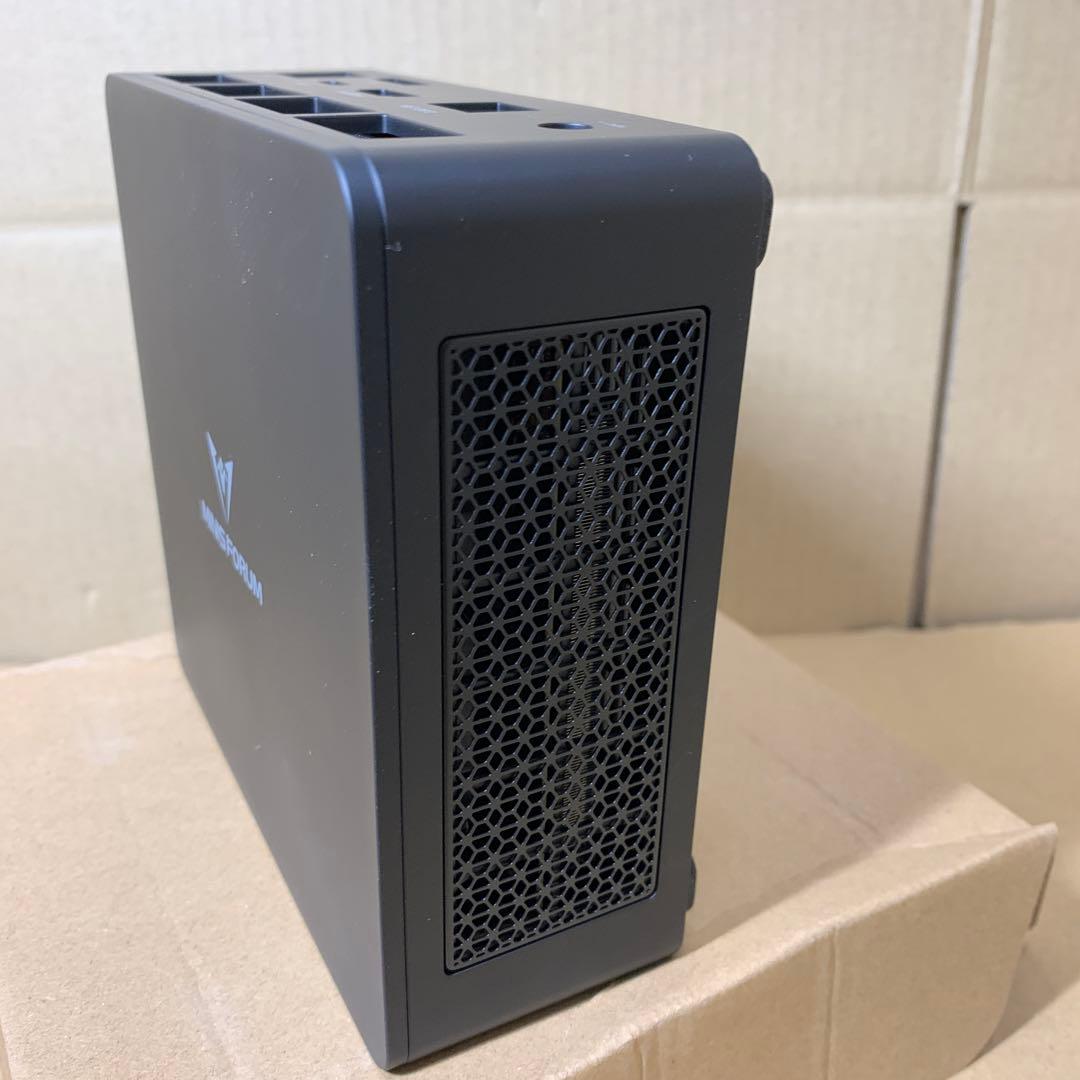 MINIS FORUM　UM760Slim　AMD Ryzen 5　ミニPC