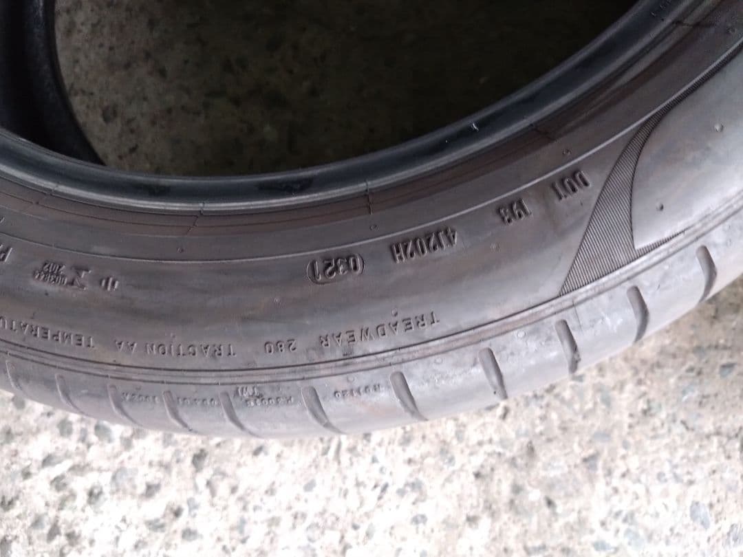 送料無料　245/45R18　RFT　P-ZERO ２本