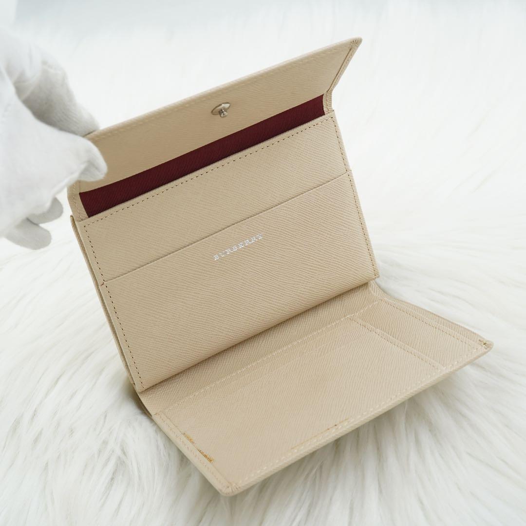 未使用品　BURBREEY LONDON 三つ折り財布　ノバチェック　ベージュ