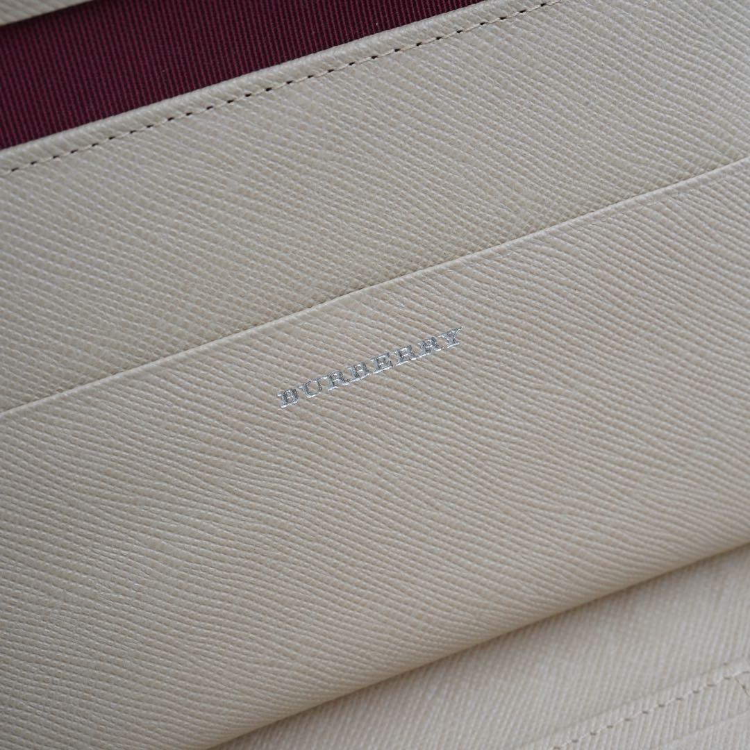 未使用品　BURBREEY LONDON 三つ折り財布　ノバチェック　ベージュ