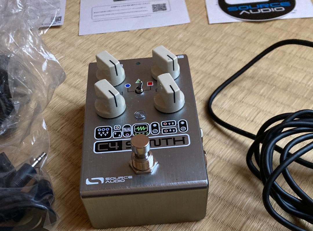 SOURCE AUDIO C4 SYNTH シンセペダル 動作確認済 国内正規品