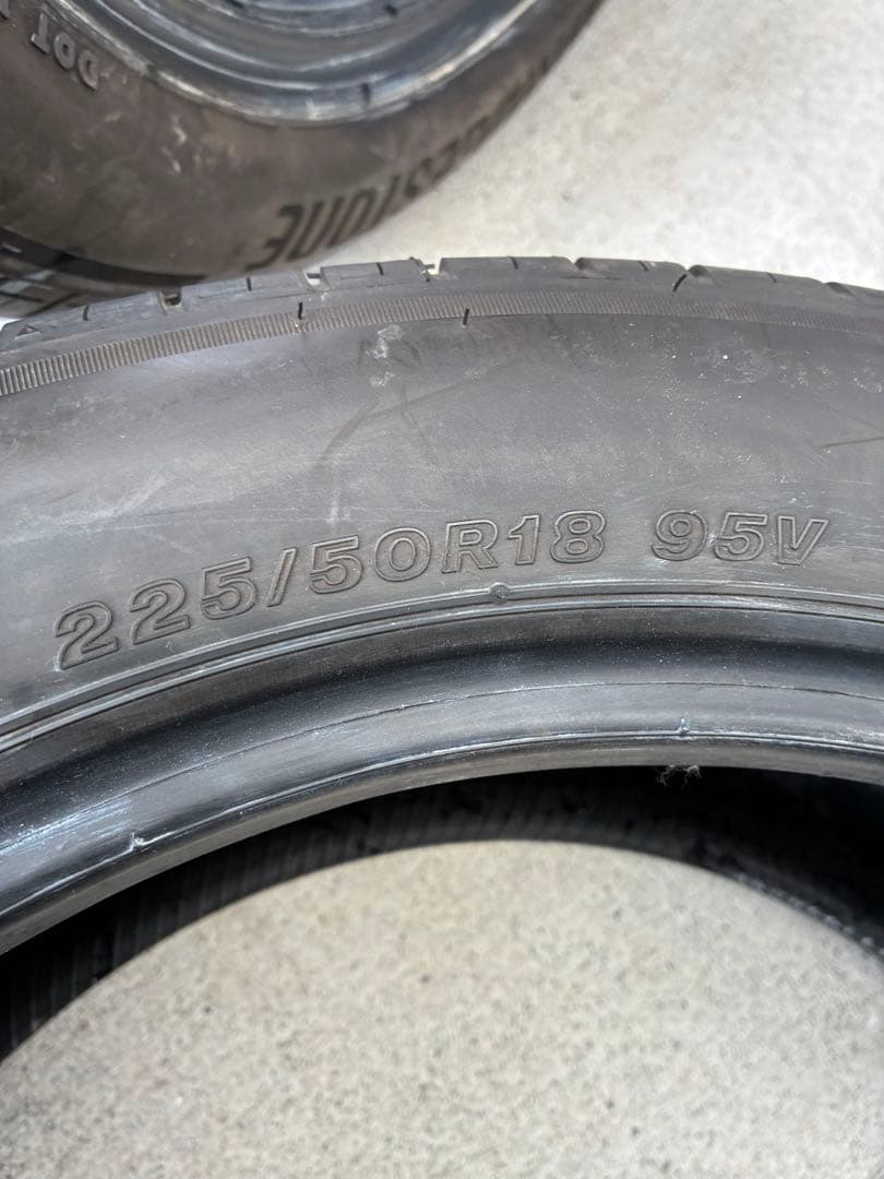 送料込み225\50r18ブリヂストン　アレンザ24年製造2本バリ山