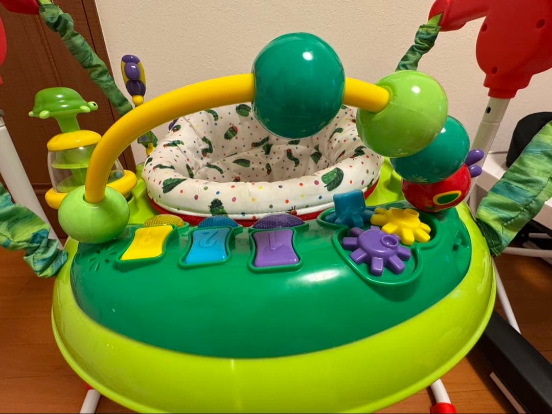 はらぺこあおむし アクティビティ ジャンパージャンバルー
