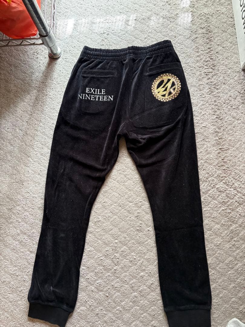 美品✨24karats EXILE NINETEEN ベロア セットアップ S