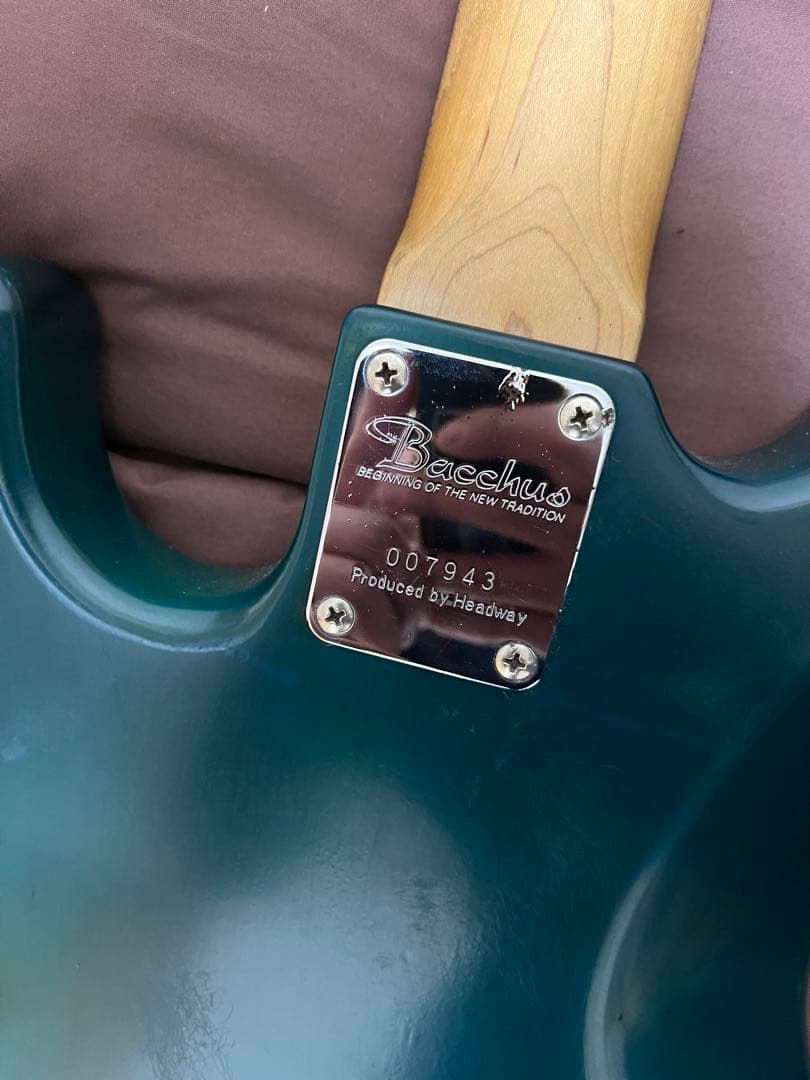 バッカス　BJB-98 GLAY JIROモデル　国産　ジャンク　エレキベース