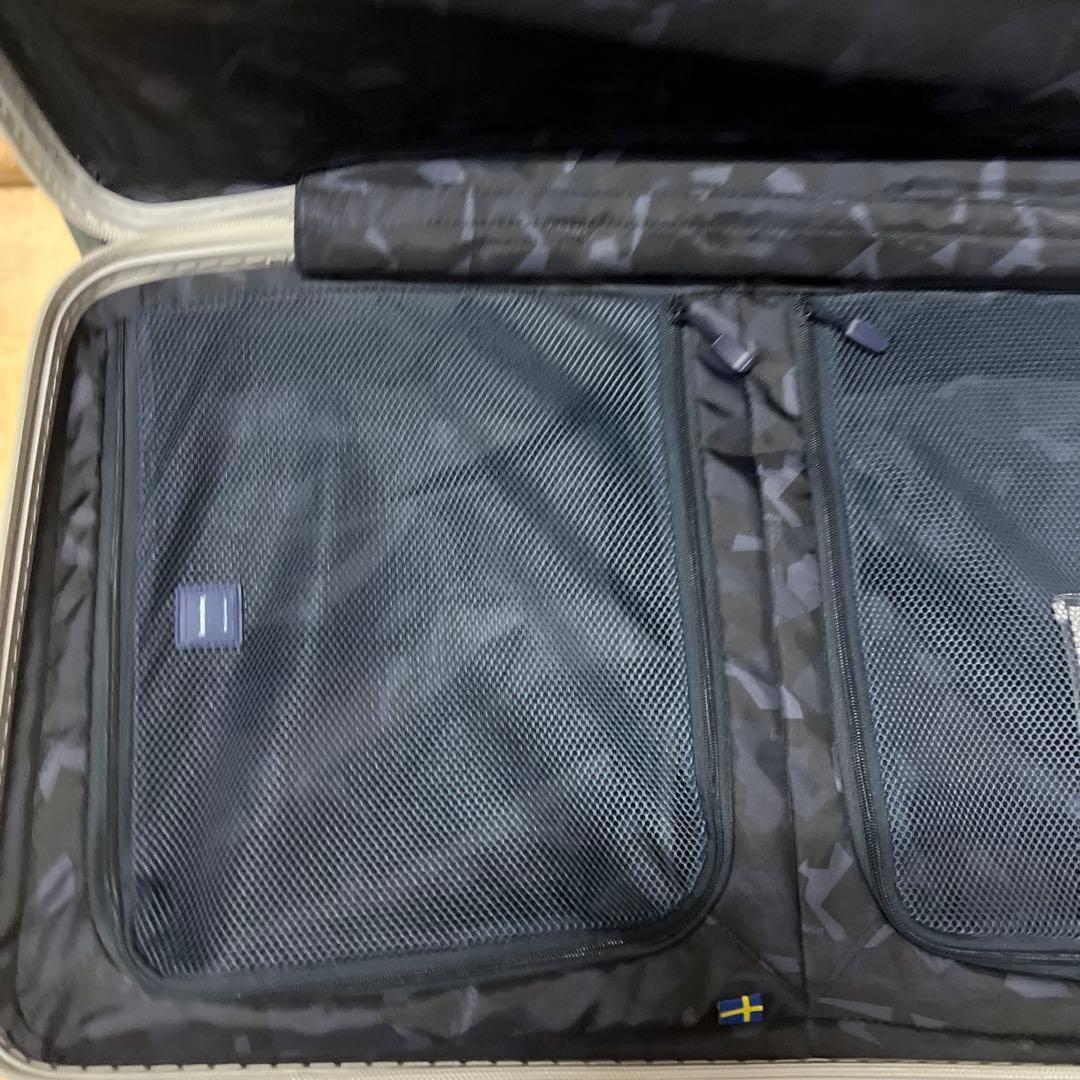 [イノベーター] スーツケース 大型 スリム 多機能モデル INV80