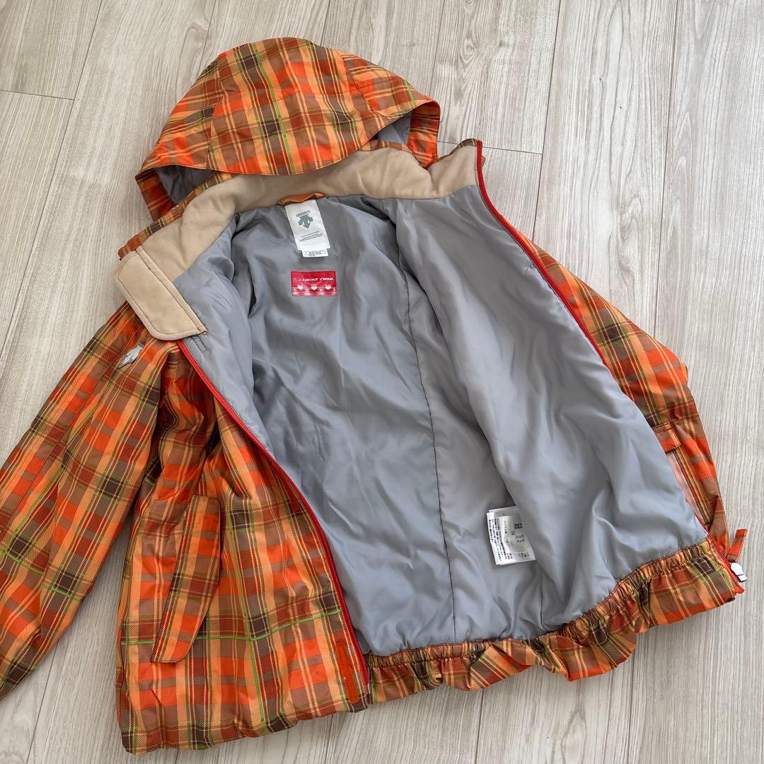 みほ【美品】DESCENTE ＊ 子供用スキーウェア サイズ150