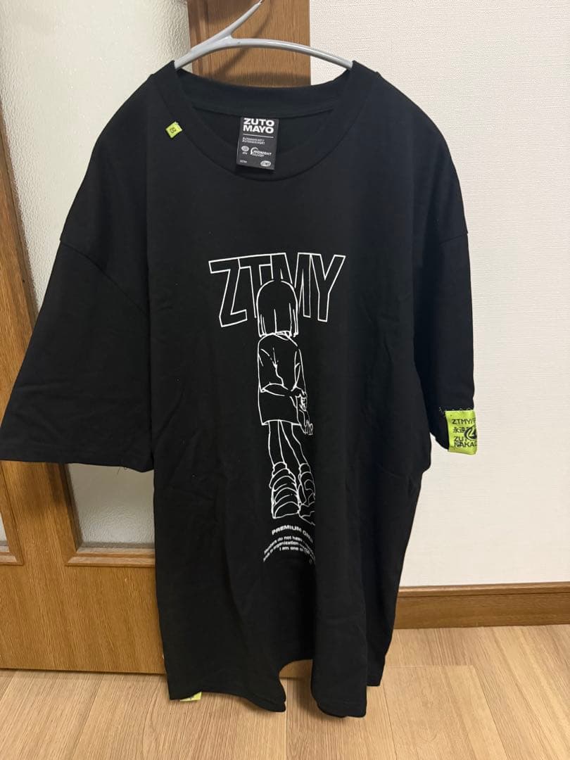 ずっと真夜中でいいのに。にらちゃんTシャツ　 ホワイト ブラック 2色セット
