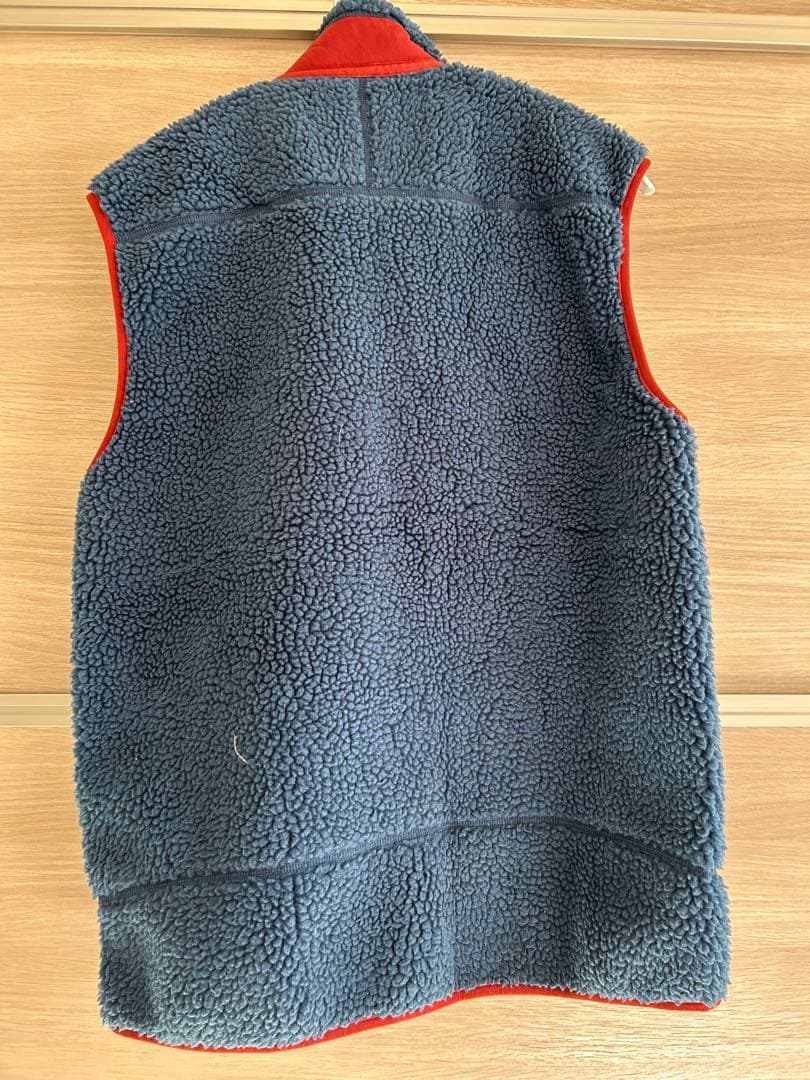 patagonia フリースベスト M ネイビー/レッド