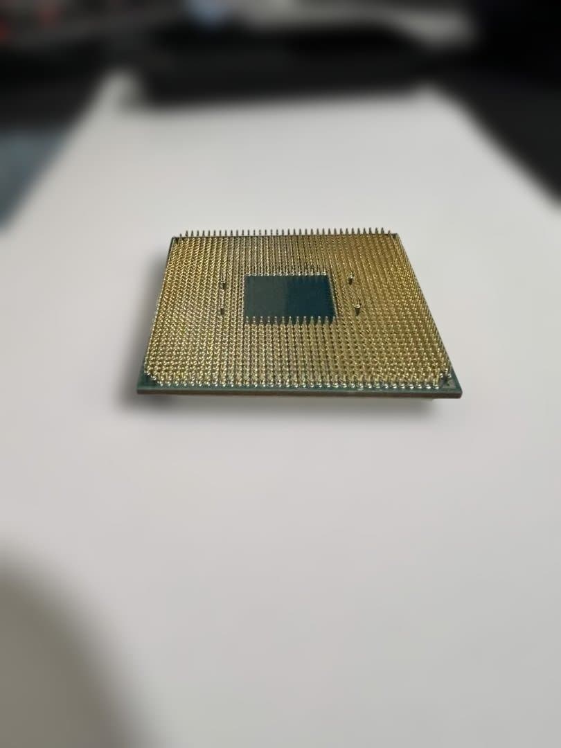 ぴ*ぅ様 AMD Ryzen 7 2700X CPU 本体