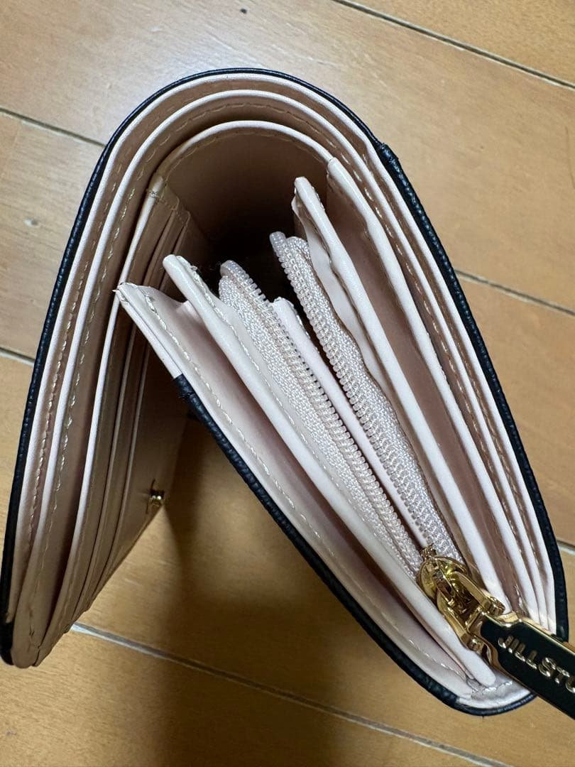 JILL STUART ブラック 二つ折り財布