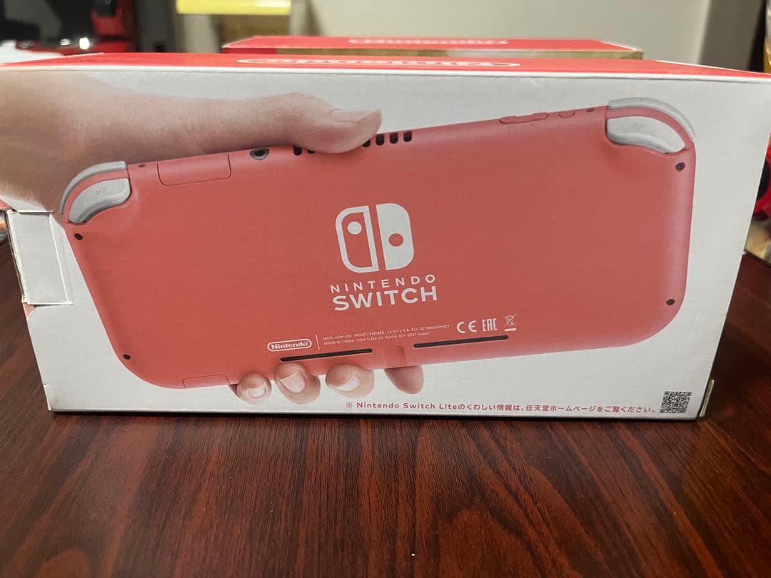 Nintendo Switch Lite コーラル 新品未開封