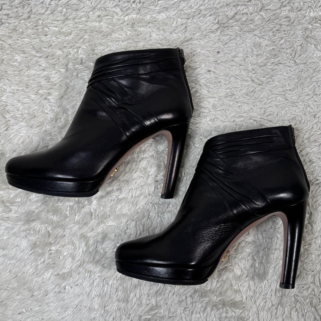 プラダ PRADA ショートブーツ バックジップ レザー ハイヒール 24.0