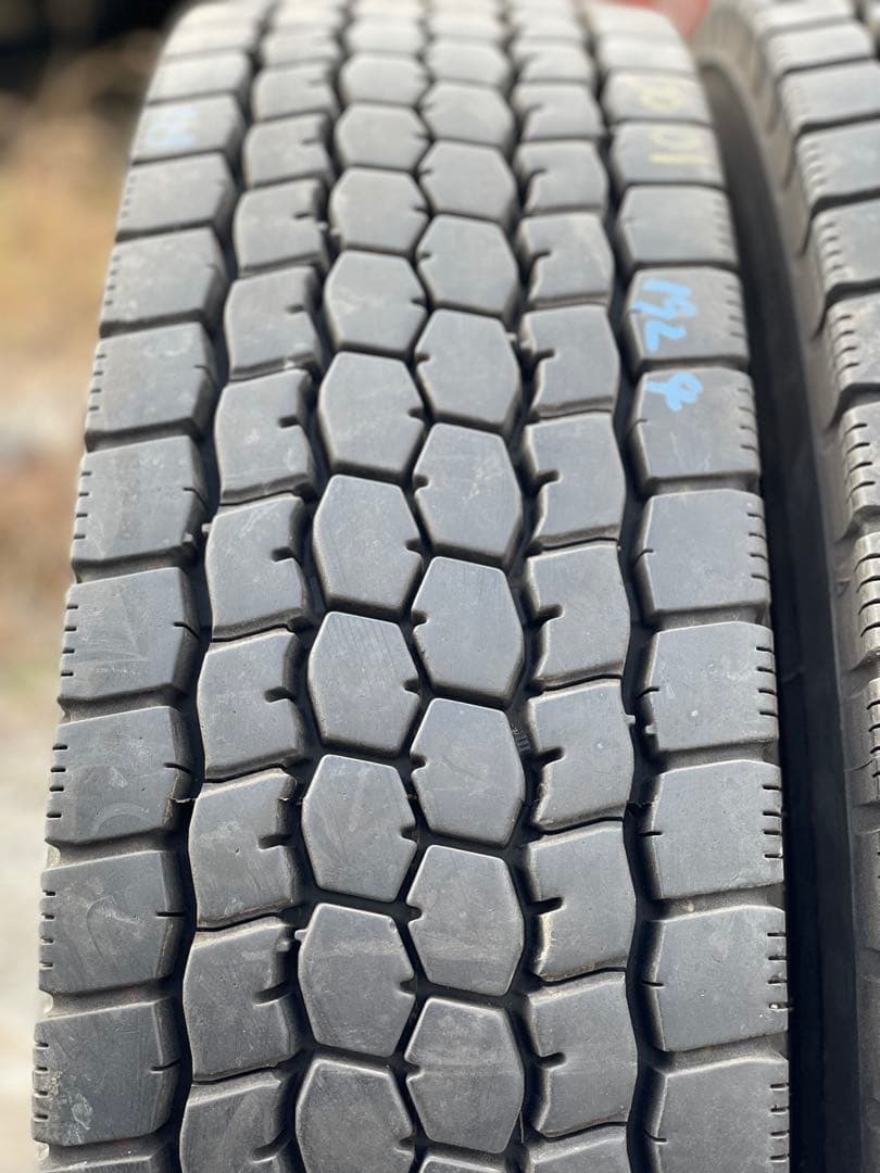 3804 ブリヂストン　225/80R17.5 2本セット