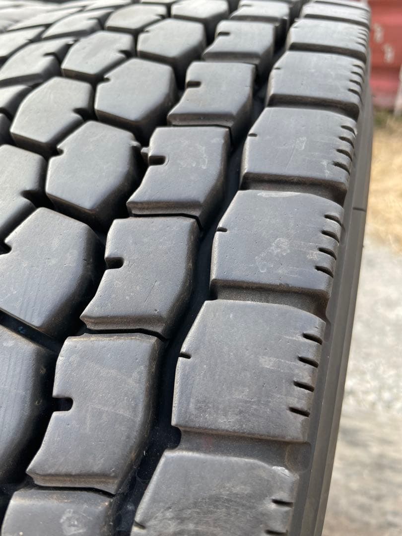 3804 ブリヂストン　225/80R17.5 2本セット