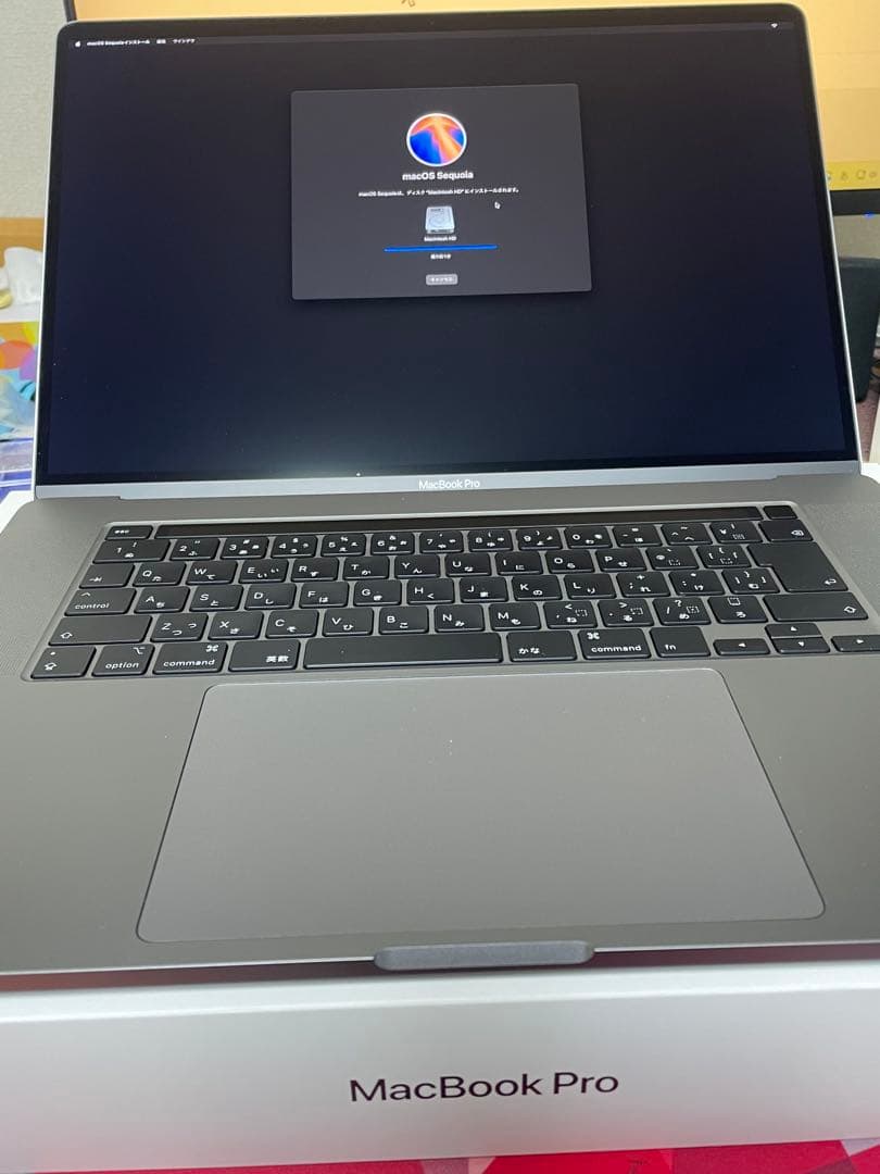 MacBook Pro 2019 16インチ 16gb 512gb