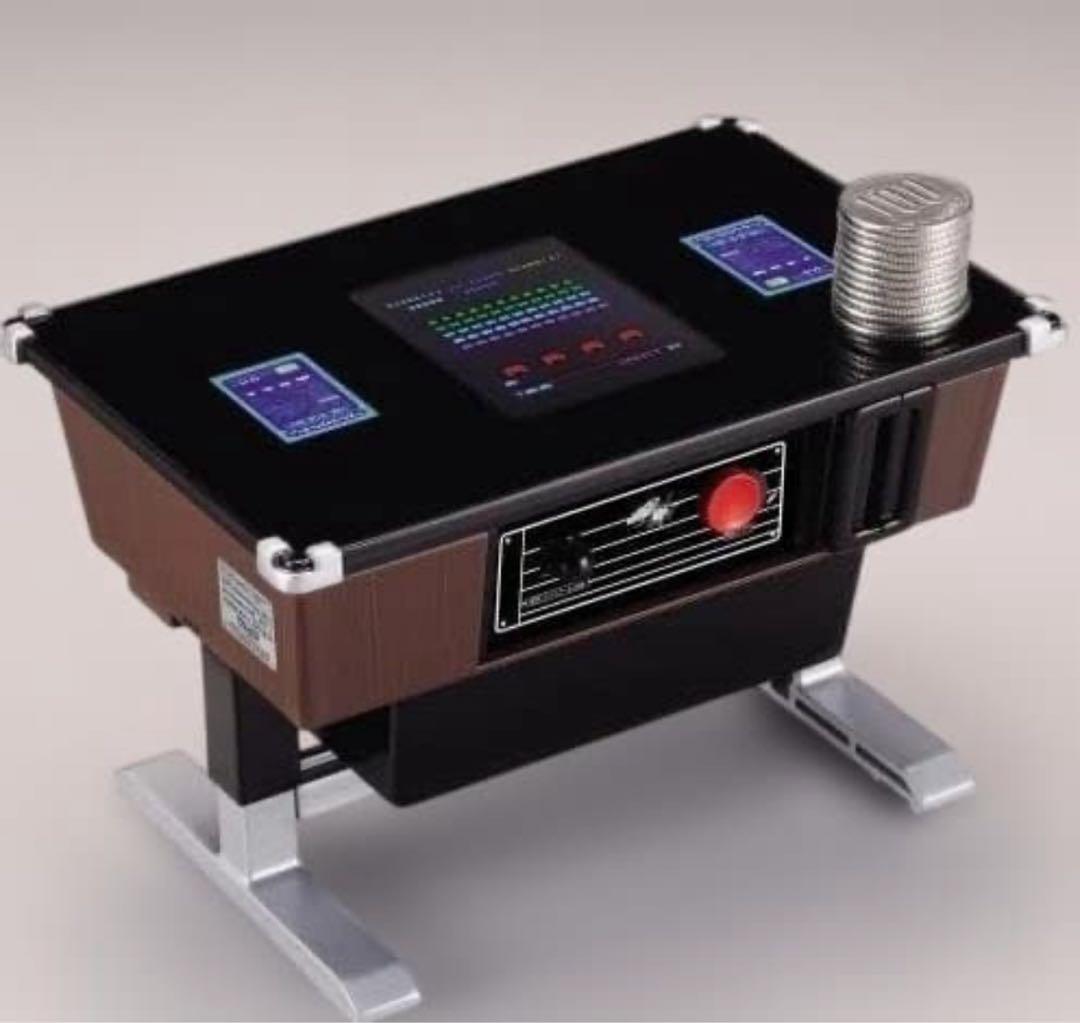 【新品・未使用】タカラトミーアーツ 遊べる貯金箱 スペースインベーダー
