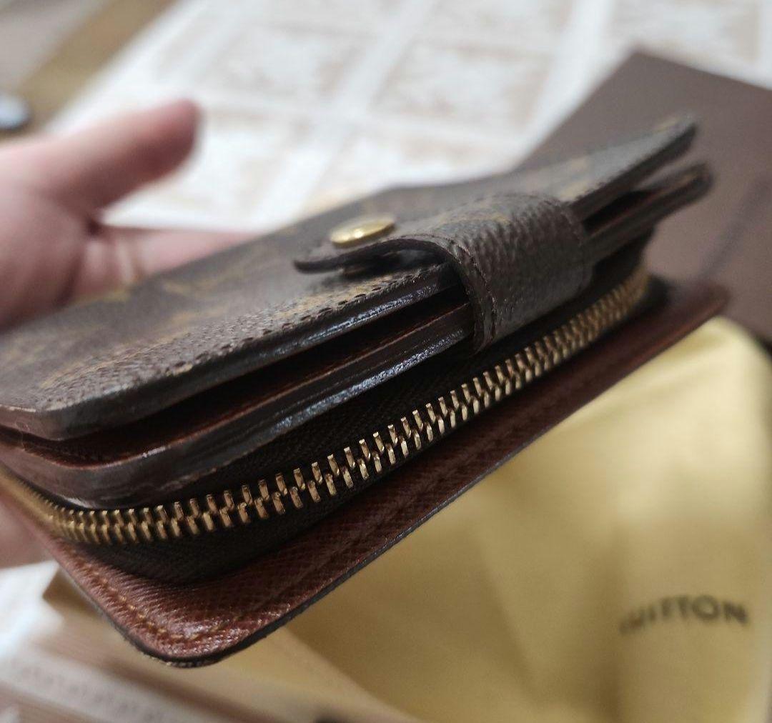 美品Louis Vuitton 二つ折り財布 ブラウン