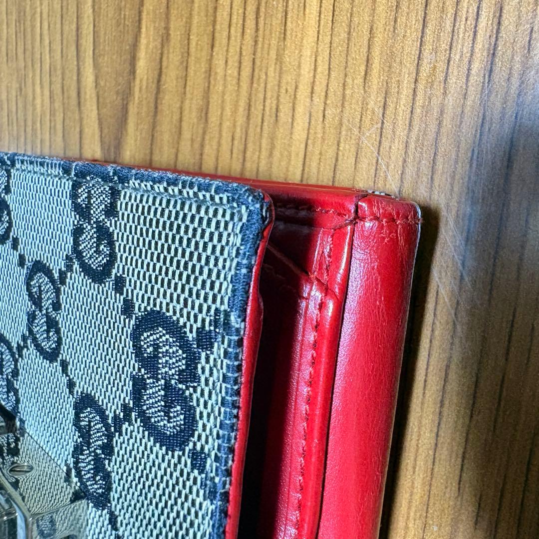 GUCCI 2つ折り財布　GG柄 赤　箱付き
