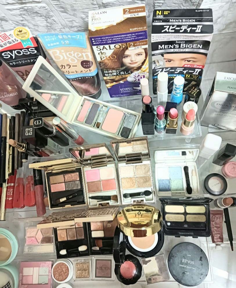 Dior　GIVENCHY　デパコス　大量　コスメまとめ売り　ADDICTION