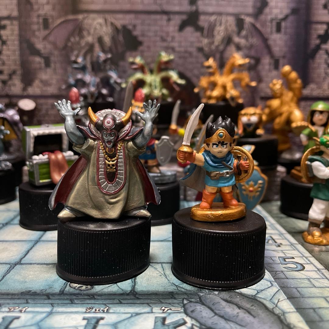 ドラゴンクエスト　闇ゾーマ　勇者Ⅲ ボトルキャップミニフィギュア