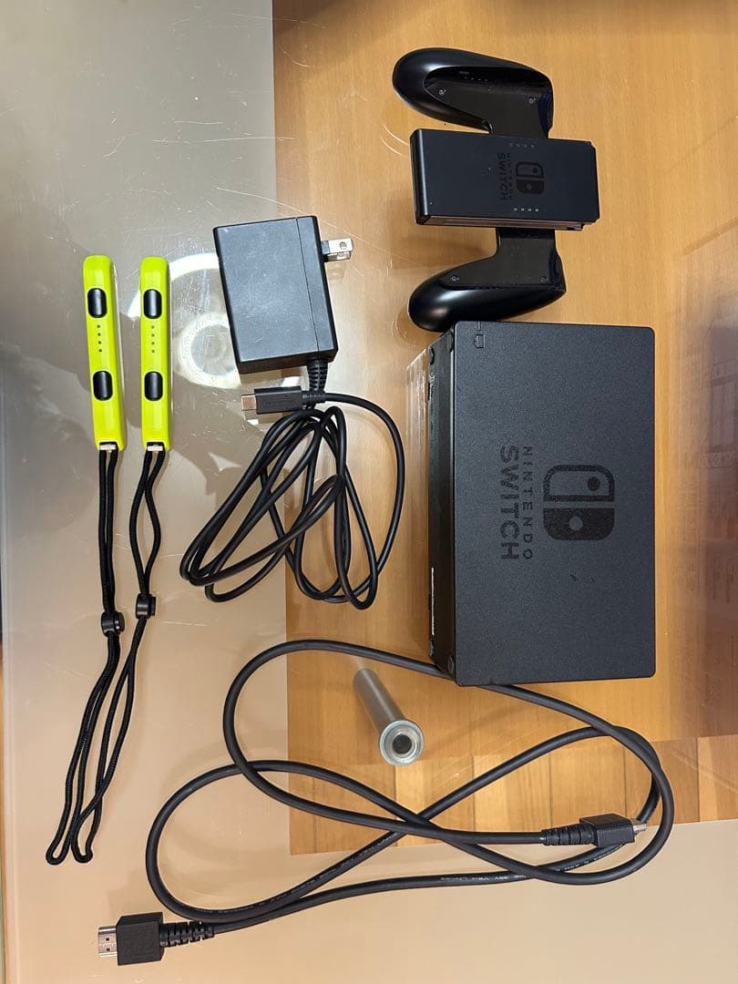 Nintendo Switch 本体 赤