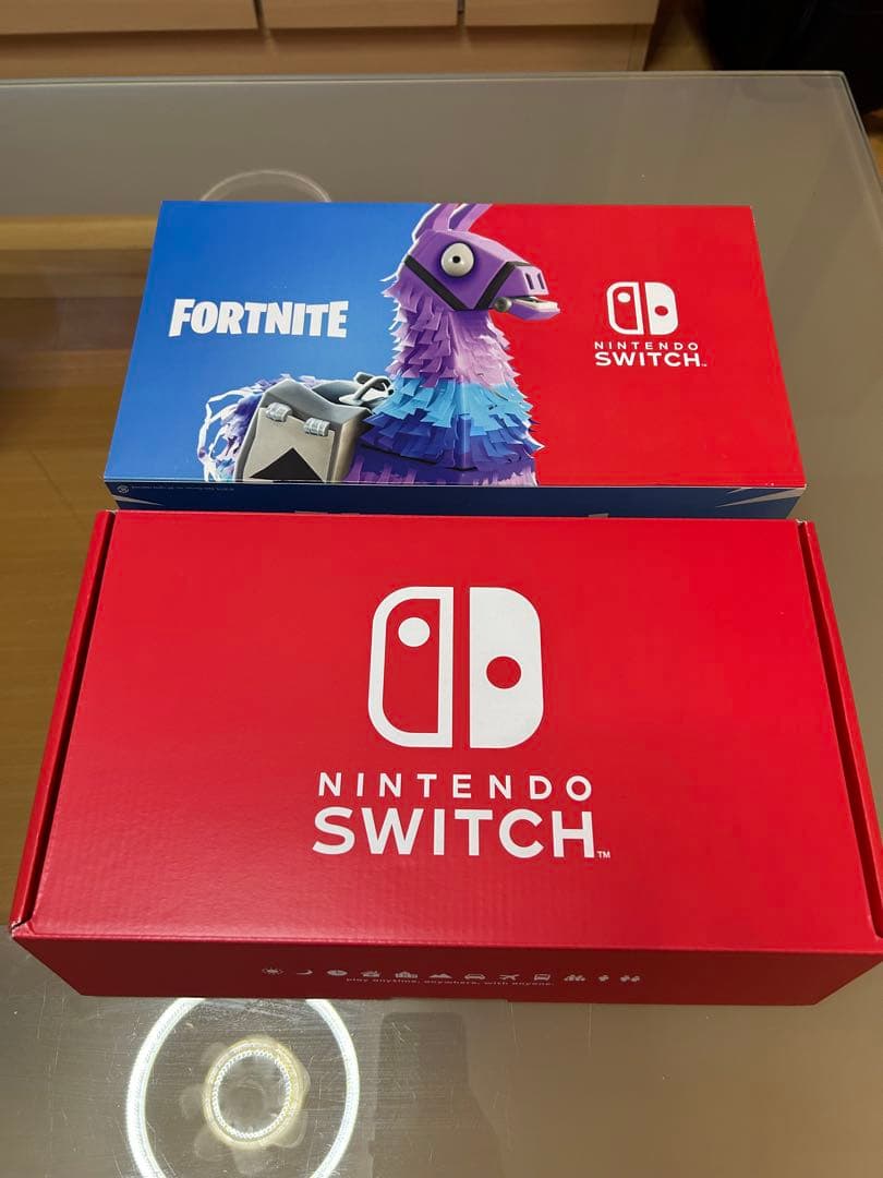 Nintendo Switch 本体 赤