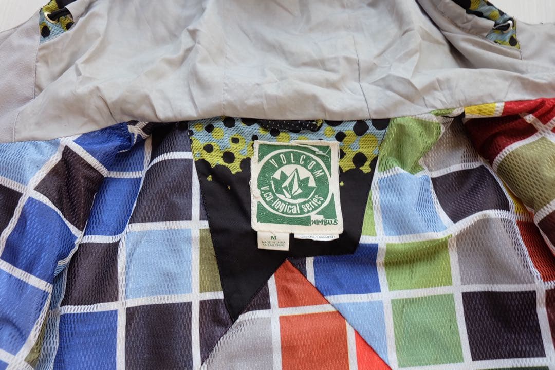 VOLCOM NIMBUS スノーボード ウェア Mサイズ
