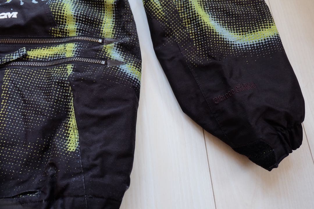 VOLCOM NIMBUS スノーボード ウェア Mサイズ