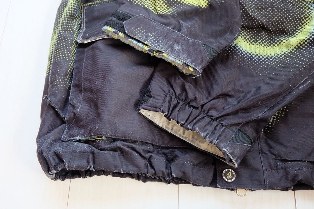 VOLCOM NIMBUS スノーボード ウェア Mサイズ