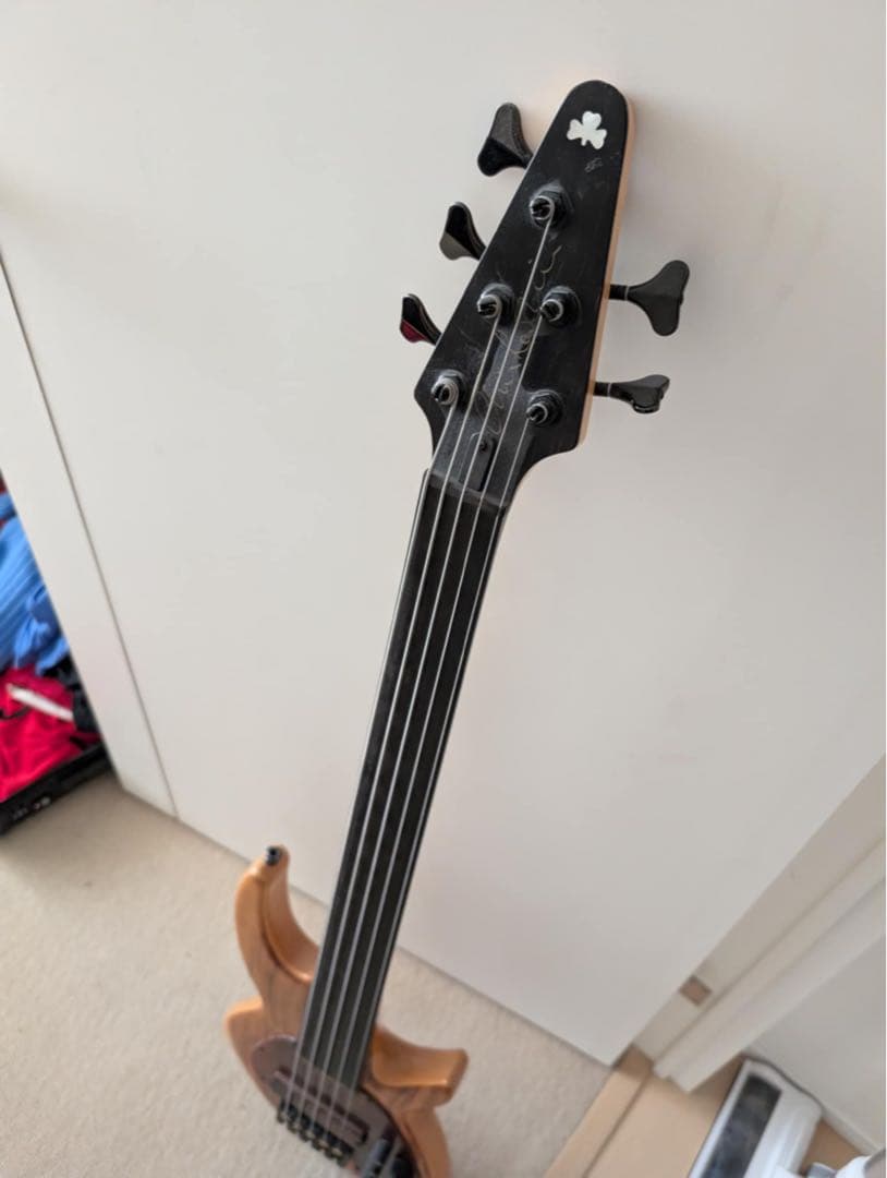 ベース Chris Larkin Reactor 5B (Aero PU / RMC)