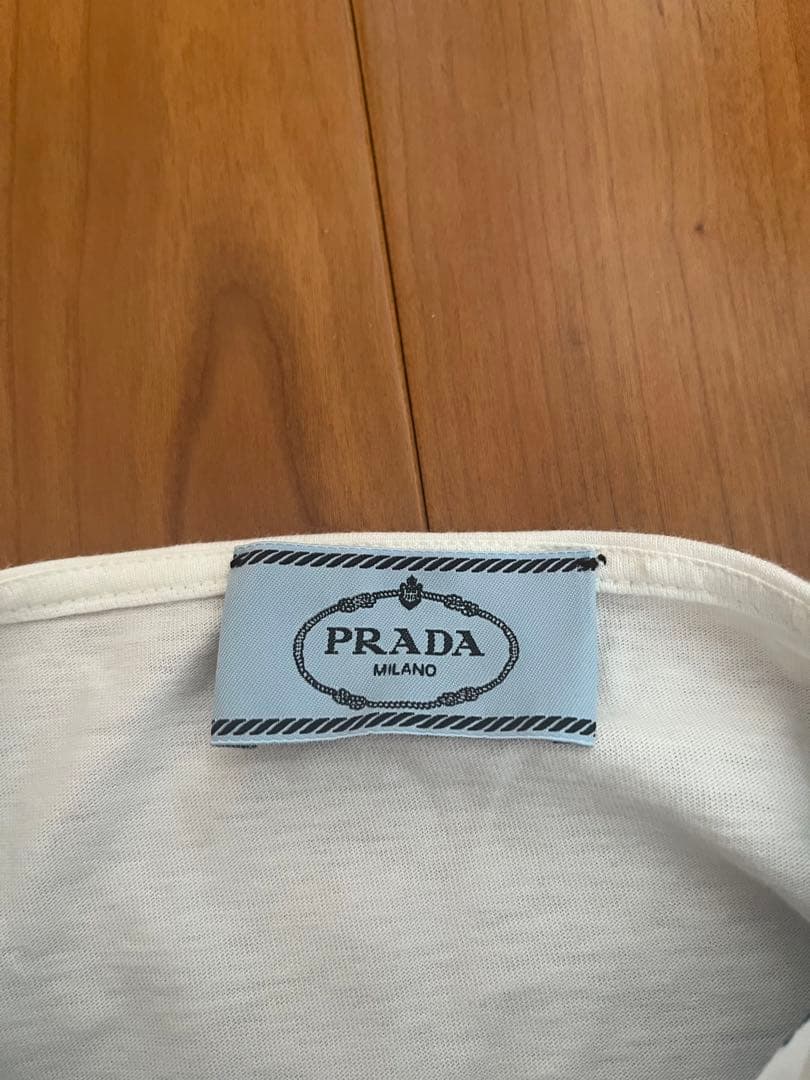 PRADA♡レースTシャツ