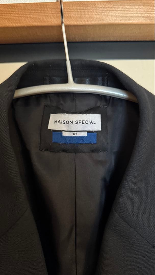 MAISON SPECIAL 金ボタン ダブルブレザー ブラック 01