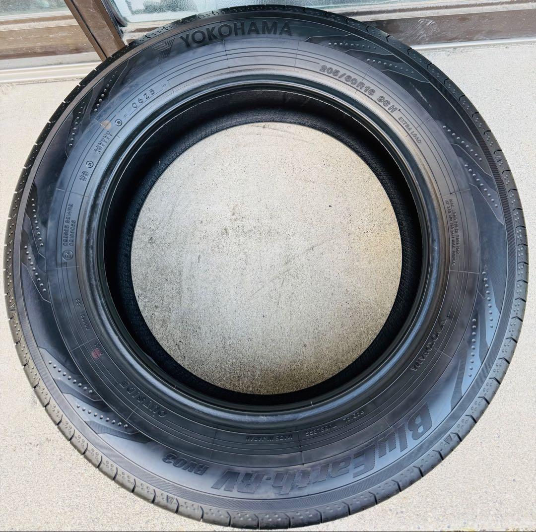 YOKOHAMA BluEarth-RV RV03 205/60R16 25年製
