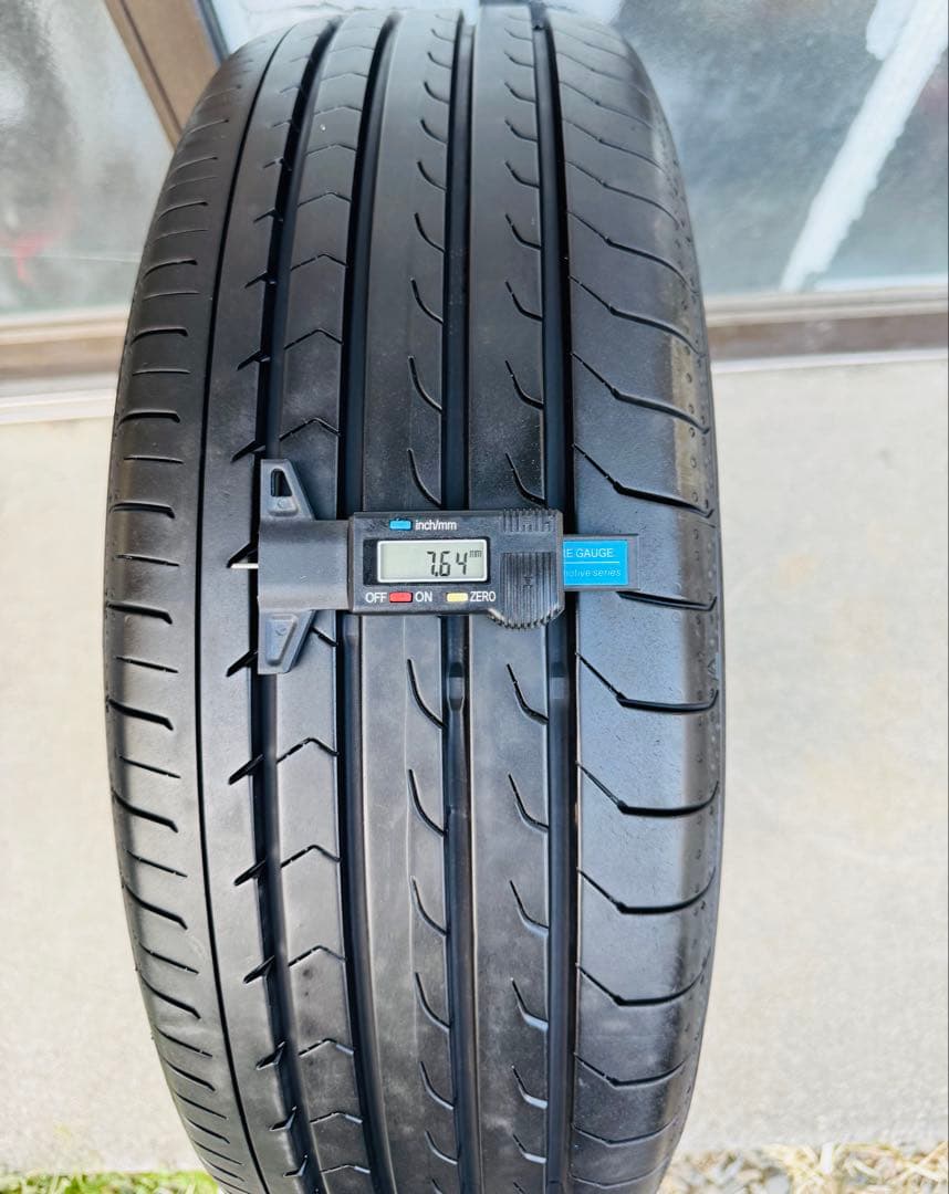 YOKOHAMA BluEarth-RV RV03 205/60R16 25年製