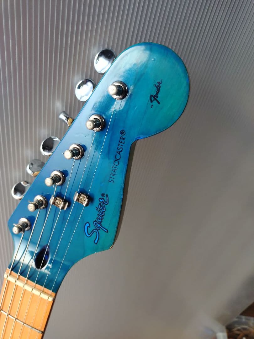 Squier Stratocaster ブルー　マッチングヘッド