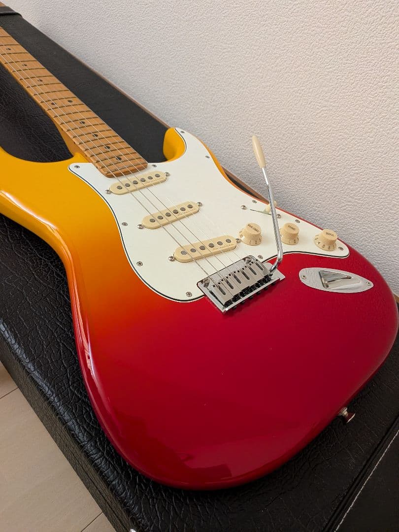 ギター Fender Player Plus Stratocaster