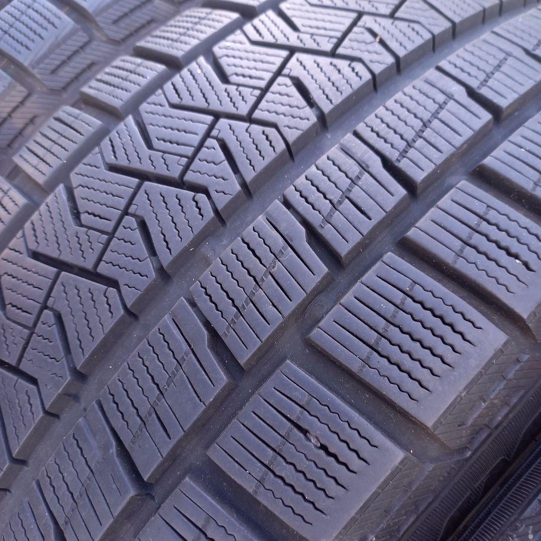 ひろくん★PIRELLI★215/50R17★2本送料込み★