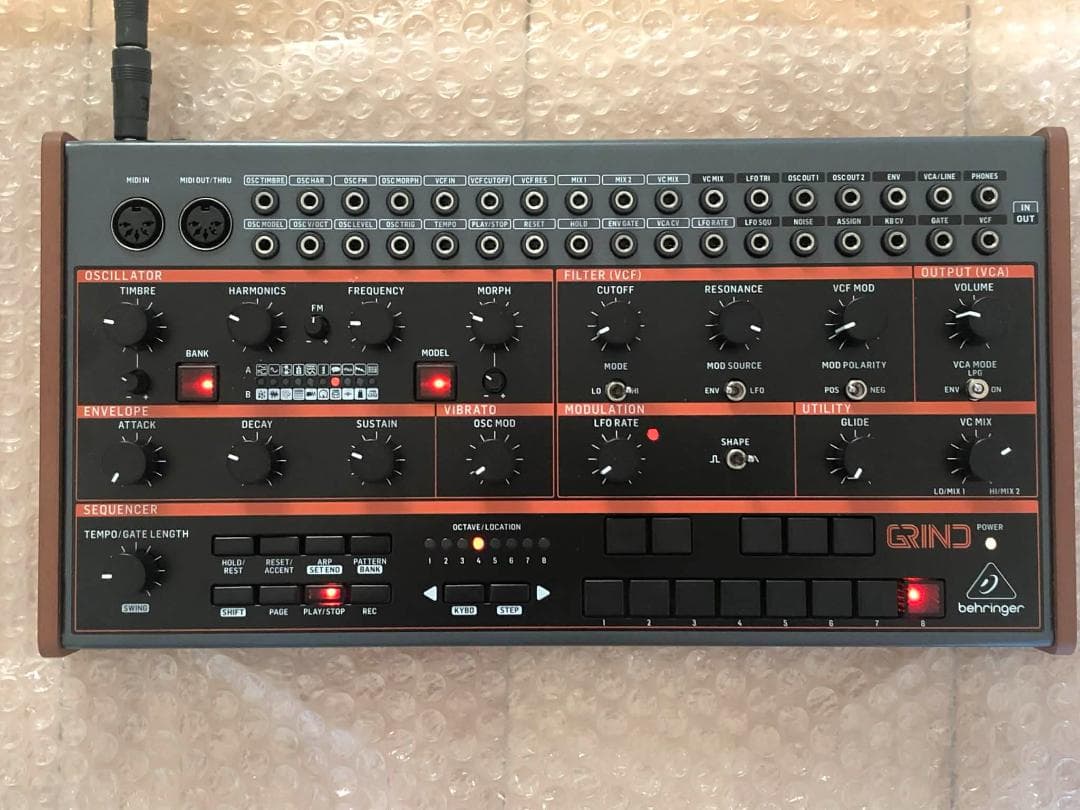 わ*ん様 Behringer Grind セミモジュラーシンセサイザー