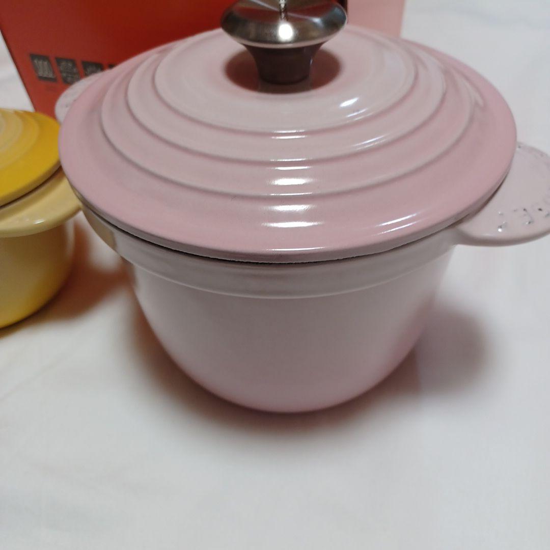 LE CREUSET ピンクとイエロー鍋セット