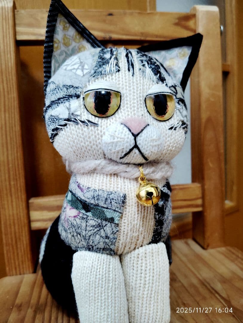 25.N5 灰色にゃんこ