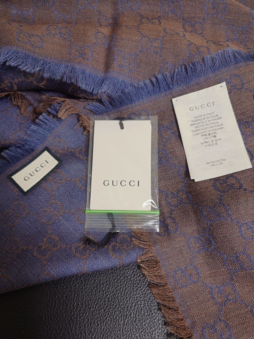 グッチ　Gucci　ストール　ショール　正方形