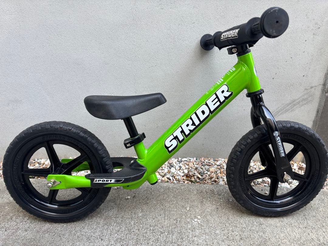ストライダースポーツ　バイクスタンド 持ち運び用ケース3点セット