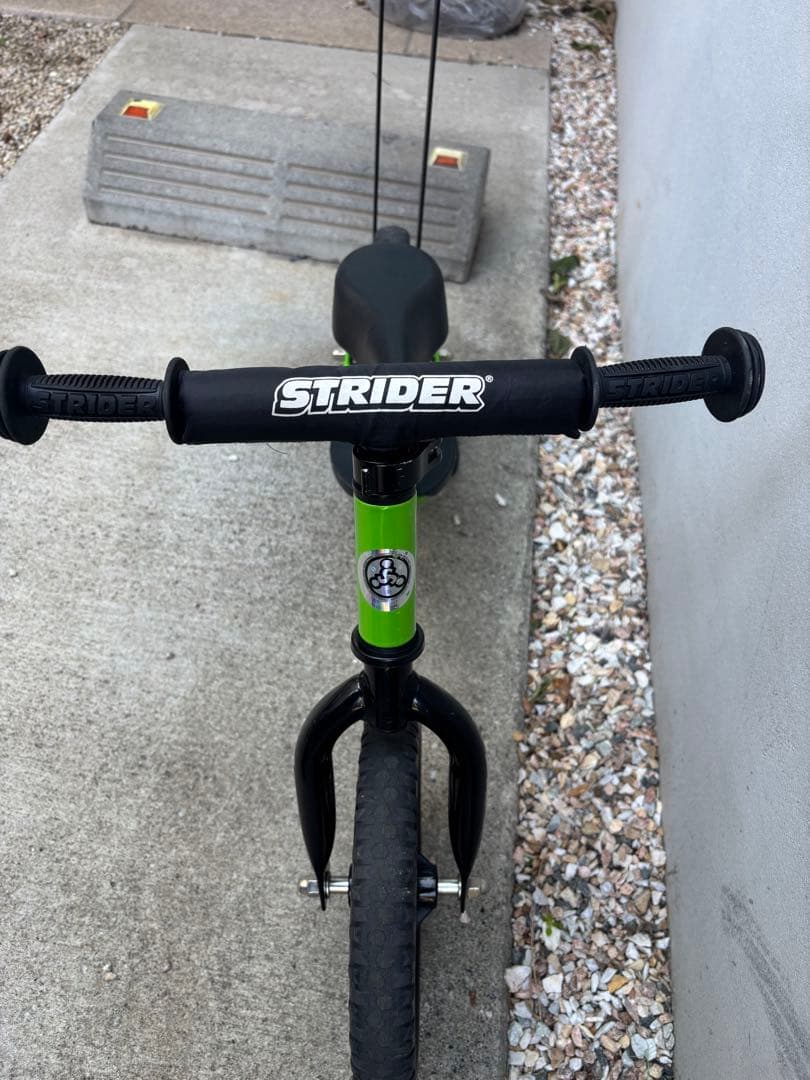 ストライダースポーツ　バイクスタンド 持ち運び用ケース3点セット
