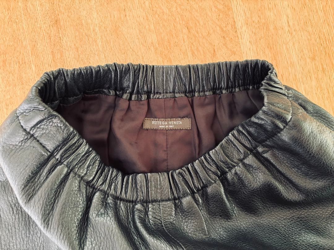 BOTTEGA VENETA レザースカート