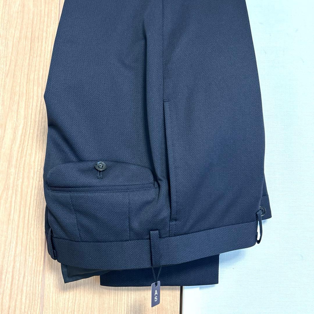 【ほぼ新品】春夏秋スーツ A5 ツーパンツ（1枚新品） セットアップ ニット素材
